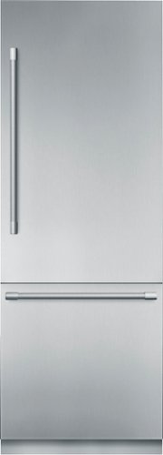 Thermador - Freedom Collection 16 Cu. Ft. Bottom Freezer Built-In Smart Refrigerator with Professional Series Handles - Silver
