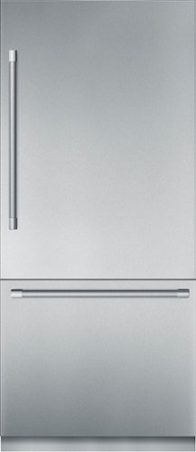 Thermador - Freedom Collection 19.5 Cu. Ft. Bottom Freezer Built-In Smart Refrigerator with Professional Series Handles - Silver